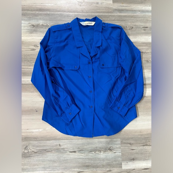 Vintage Diane Von Fustenberg Blouse with Shoulder Pads - Picture 1 of 8